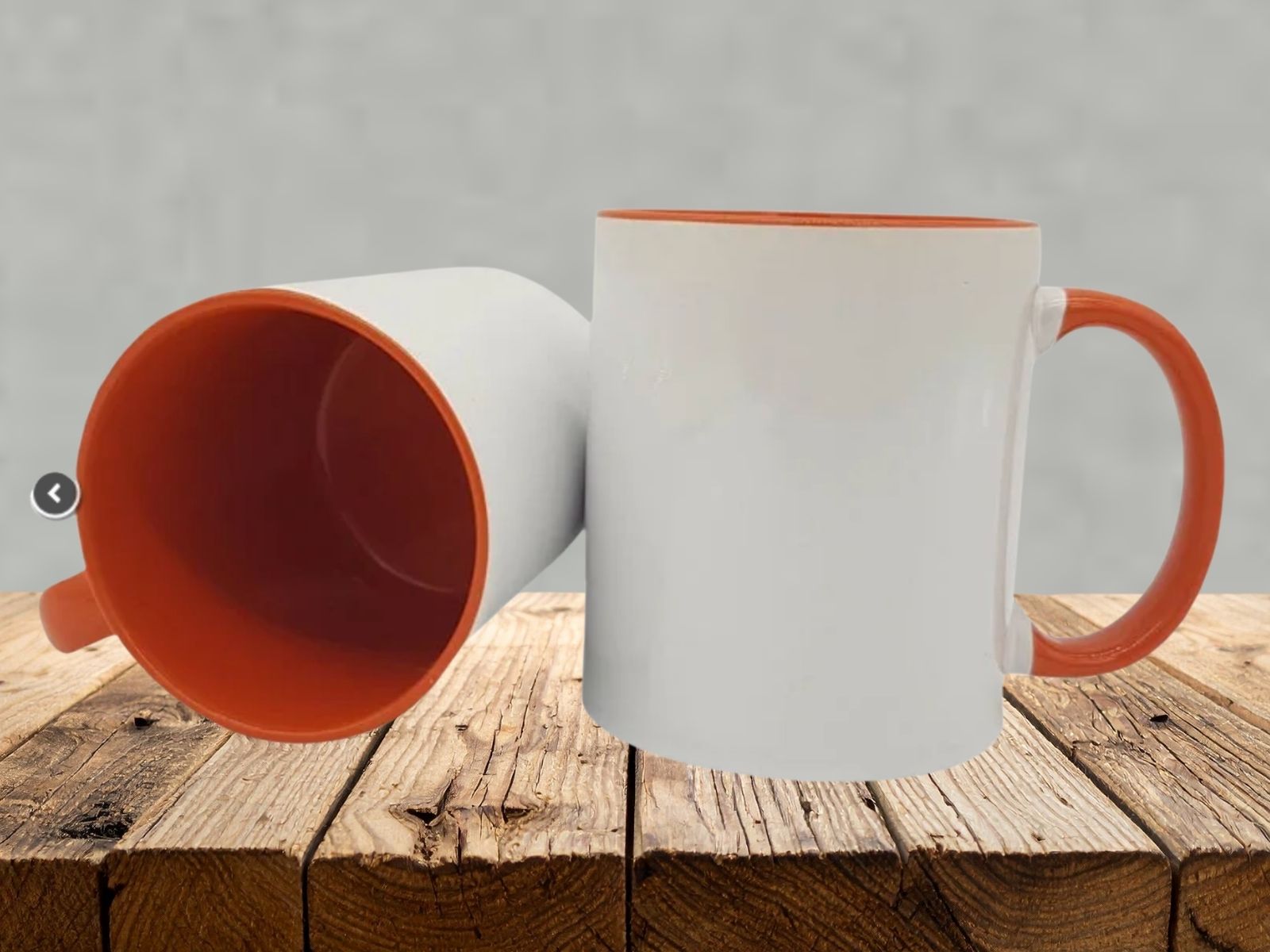 Caneca com alça e interior laranja 325ml